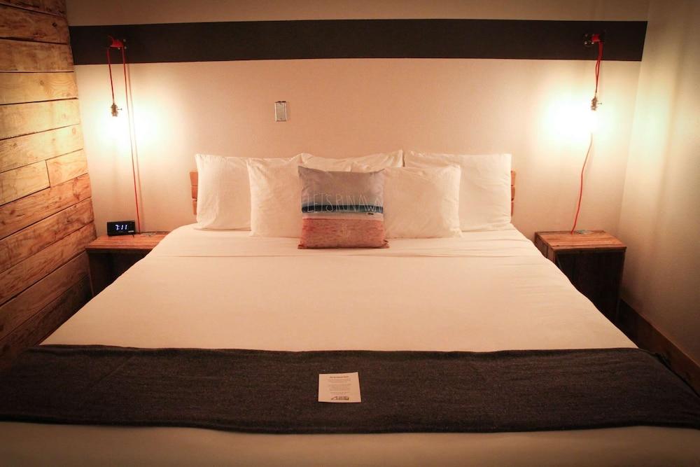 Ashore Hotel Seaside Ngoại thất bức ảnh