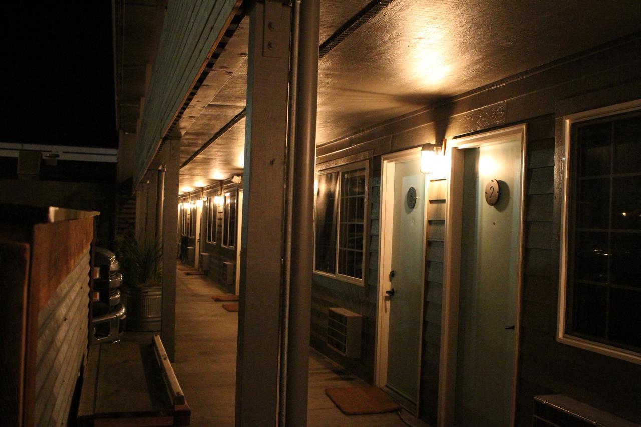 Ashore Hotel Seaside Ngoại thất bức ảnh